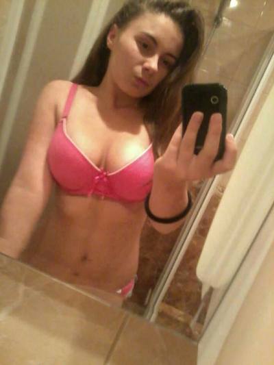 Theressa from Mississippi is looking for adult webcam chat